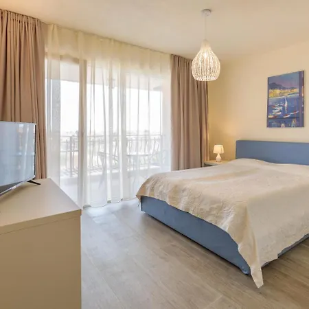 Coral Luxury Villas Gardenia