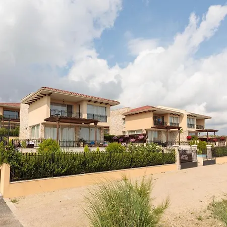Coral Luxury Villas Gardenia Луксозна вила