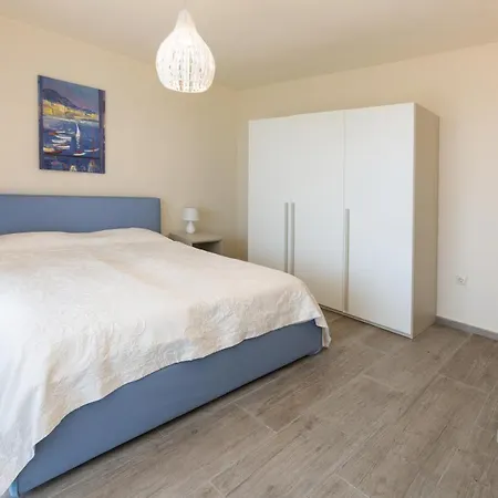 Луксозна вила Coral Luxury Villas Gardenia *